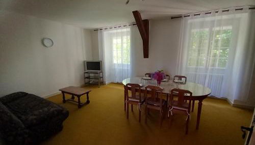 L Escapade Parodienne - Foto 3