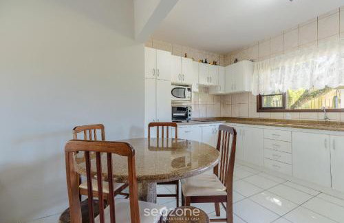 3BR Home w/ BBQ 140m from the beach RAE0126 - Photo 8