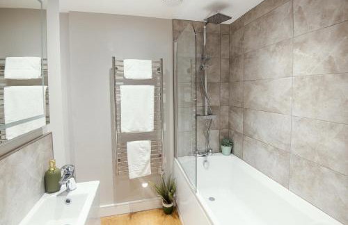 1 Castle Mews - Foto 12