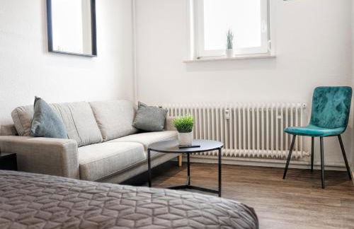 LIGHTPLACE • Größere Gruppen • 4 Einzelzimmer • Boxspring • Smart TV • Biergarten • Restaurant - Foto 47