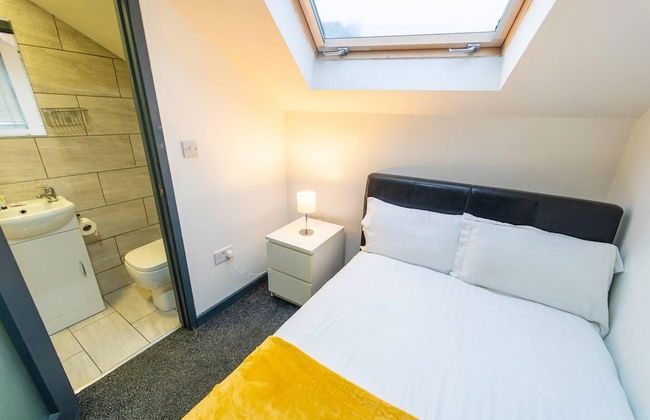 Spacious Comfortable Studio Near the University - Photo 4