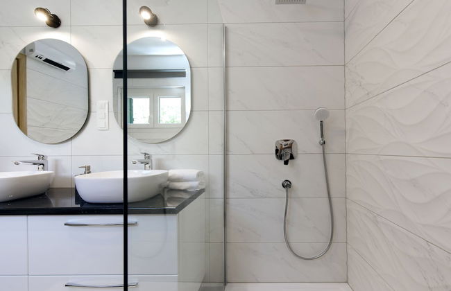 Luxury beach apartment private parking - Foto 19