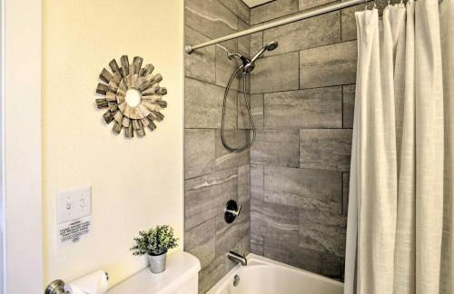 Ideally Located Chico Home - Fire Pit and Grill - Foto 17