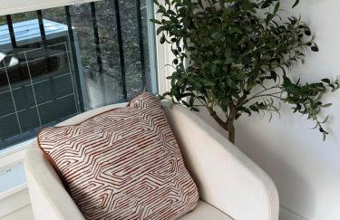 Cozy Retreat Near EWR with NYC access - Photo 10