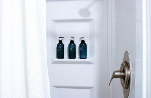 Cordova Farmhouse - 7 Minutes from the Ark! - Foto 44