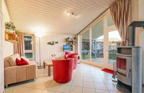 Nice Home In Rechlin With Sauna - Photo 3