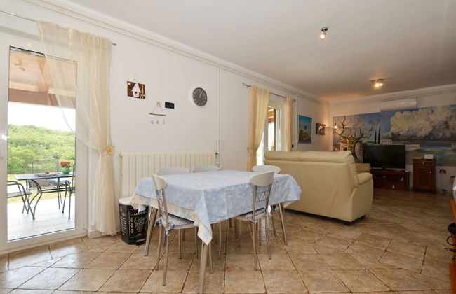 Picturesque Paradise Holiday Home With Pool - Foto 10