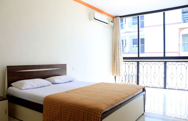 CasaMelhor Pool View Apartment CM011 - Photo 17