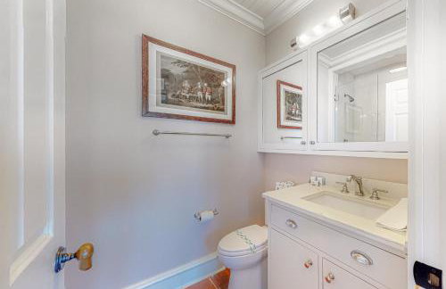 Rainbow Row Pied-À-Terre - 30 Day Rental - Photo 25