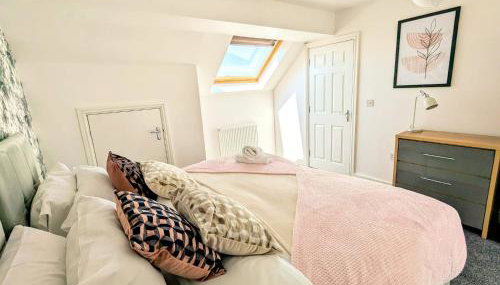 4 bed home with driveway parking, ideally located in Latchford, Warrington - Latchford Mews - Foto 2