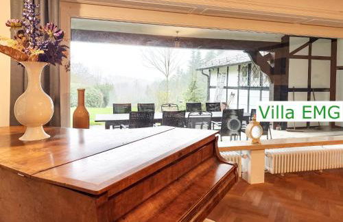Villa EMG Ferienhaus in Alleinlage mit Privatsee Jacuzzi und Sauna für bis zu 22 Personen bei Osnabrück - Foto 21