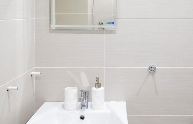 Spacious 1bdr Apartment Near City Center - Foto 14