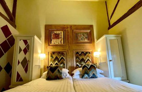 Derbyshire Chapel for 6 at Harthill Hall private hot tub 8am - 10pm plus private daily use of indoor pool and sauna 1 hour - Photo 11