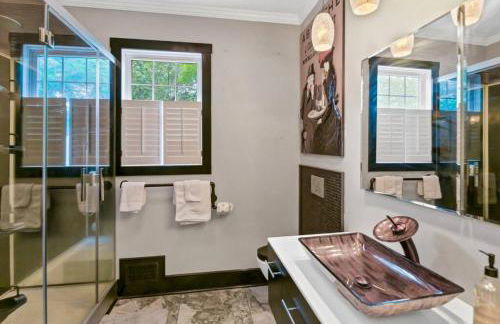 3BR Brick Cottage-Mins to USC - Photo 36