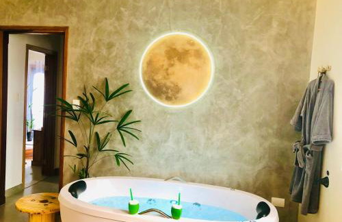 Uai House Casa com Jacuzzi, cromoterapia e colchão massageador - Foto 29