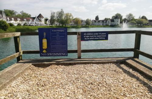 Lovely Lakeside lodge for families and friends - Foto 32