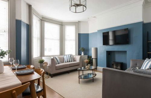 1BR-3BR Apartments in Bangor, Mins to Seafront & High St - Foto 10