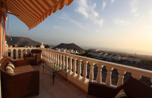 ViVa Cumbres - Villa with pool, jacuzzi and sea view - Foto 16