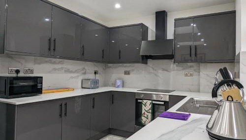 5 Ensuite Bedroom House Near Centre Free Parking - Foto 2