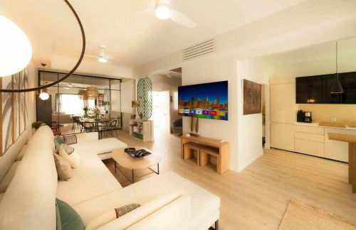 Renovación total post-covid Netflix, Piscina - Foto 9