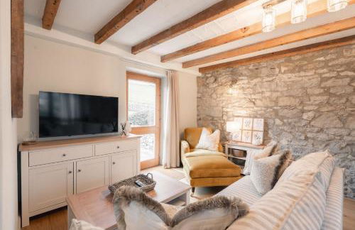 Mycock Cottage - Photo 14