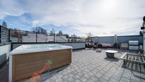 Modern Rooftop Townhome w Hot Tub & Skyline Views - Photo 3