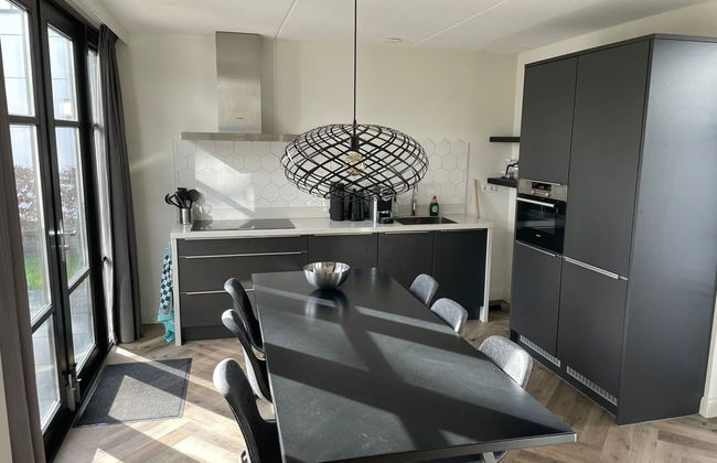 3 bedroom House in Arnhem with swimming pool and garden - Photo 4