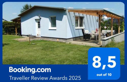 Gästehaus mit 3 separaten Schlafbereichen, Terrasse und Carport - Foto 2