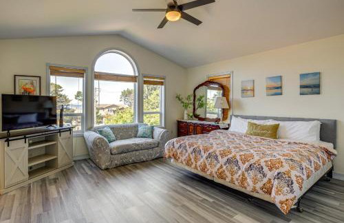 Walk to Shore Home with Deck in Rockaway Beach! - Foto 13