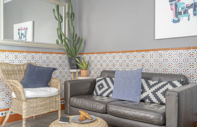 Lovely and Central 4 BR Apartment - Photo 29