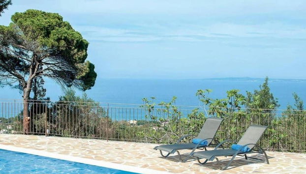 Villa Aloni in Koridallos - Foto 2, Habitación