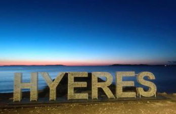BERGERIE PLAGE Entièrement rénové Prestations Premium Baignoire Balnéo Clim Vue Piscine et parc - Foto 41