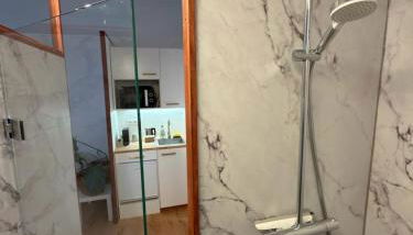 studio maiy close to Messe - Foto 4, Shower