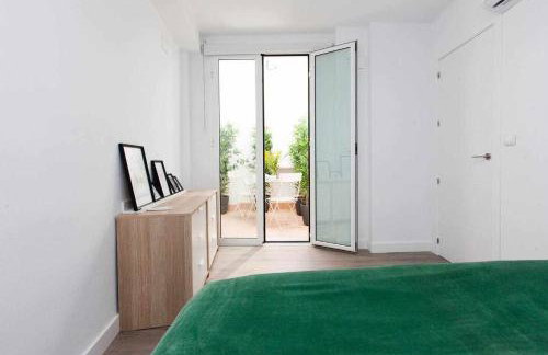 ISG Apartments Downtown family haven Free parking spot - Foto 22