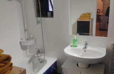 Petite maison de caractère 4 ou personnes - Foto 3