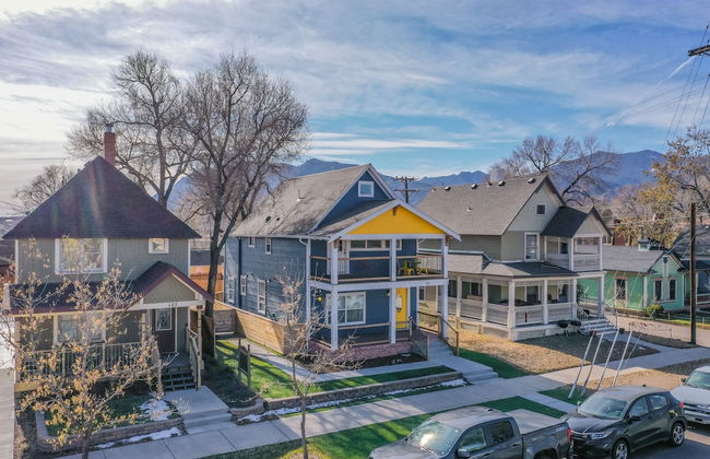 1brlovely Stylish Downtownclose To Everything - Photo 30