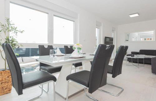 VILA VASILJ dein eigener Pool oder dein eigener Whirlpool mit Aussicht, dein Urlaub, deine Privatsphäre, deine Wahl - Photo 45