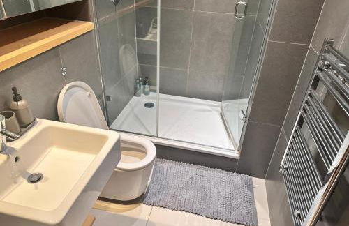 Modern apartment next to Hayes and Harlington station - Foto 10