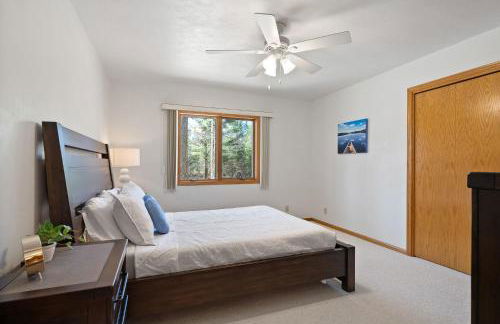 Blue Skies and Cherry Pies by Simple Life Rentals - Foto 18