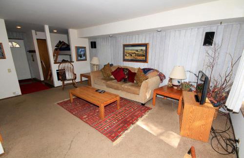 Discovery 4 #135 - Photo 8