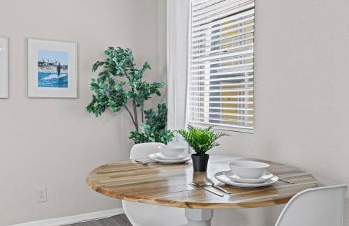 Cozy Modern Oasis near UT - Photo 19