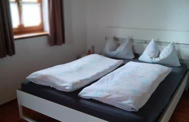 Berg-Panorama-Ferienwohnungen Gut-Lichtenau - Foto 17