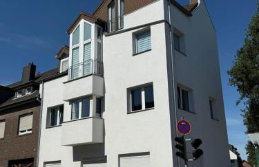 Neu eingerichtete Wohnung Apartment 75qm Boarding House Aachen Wuerselen - Foto 2