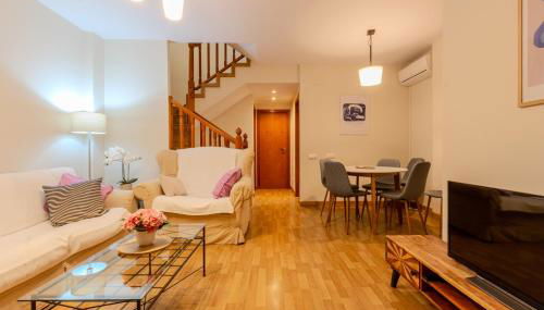 Gran Hogar Alacant - Piscina y garaje - Foto 2