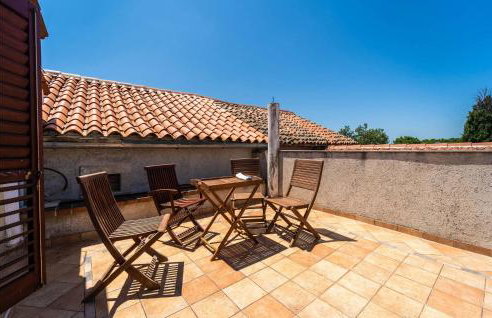 4 Bedroom Lovely Home In Veliki Vareski - Foto 17