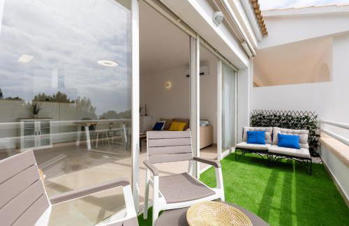 Moderno apartamento totalmente reformado con vistas al mar - Foto 21