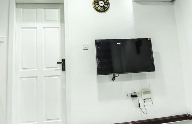 1 Bed Apartment Sleeps 2 -free Parking - Tv & Wifi - Foto 11