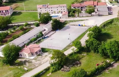 Villa Martin - Countryside Retreat with Pool & Pavilion - Foto 48