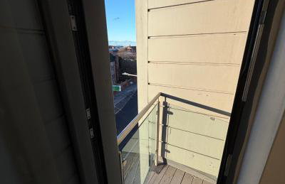 Central Liverpool 2-Bed Balcony Apartment by StaySavvy Accommodation - Photo 46