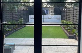 Stunning Open Plan 3 Bedroom House - Photo 28